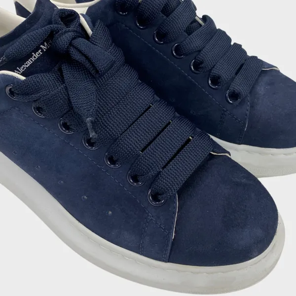 Alexander Mcqueen women's navy and white suede oversized raised-sole leather trainers