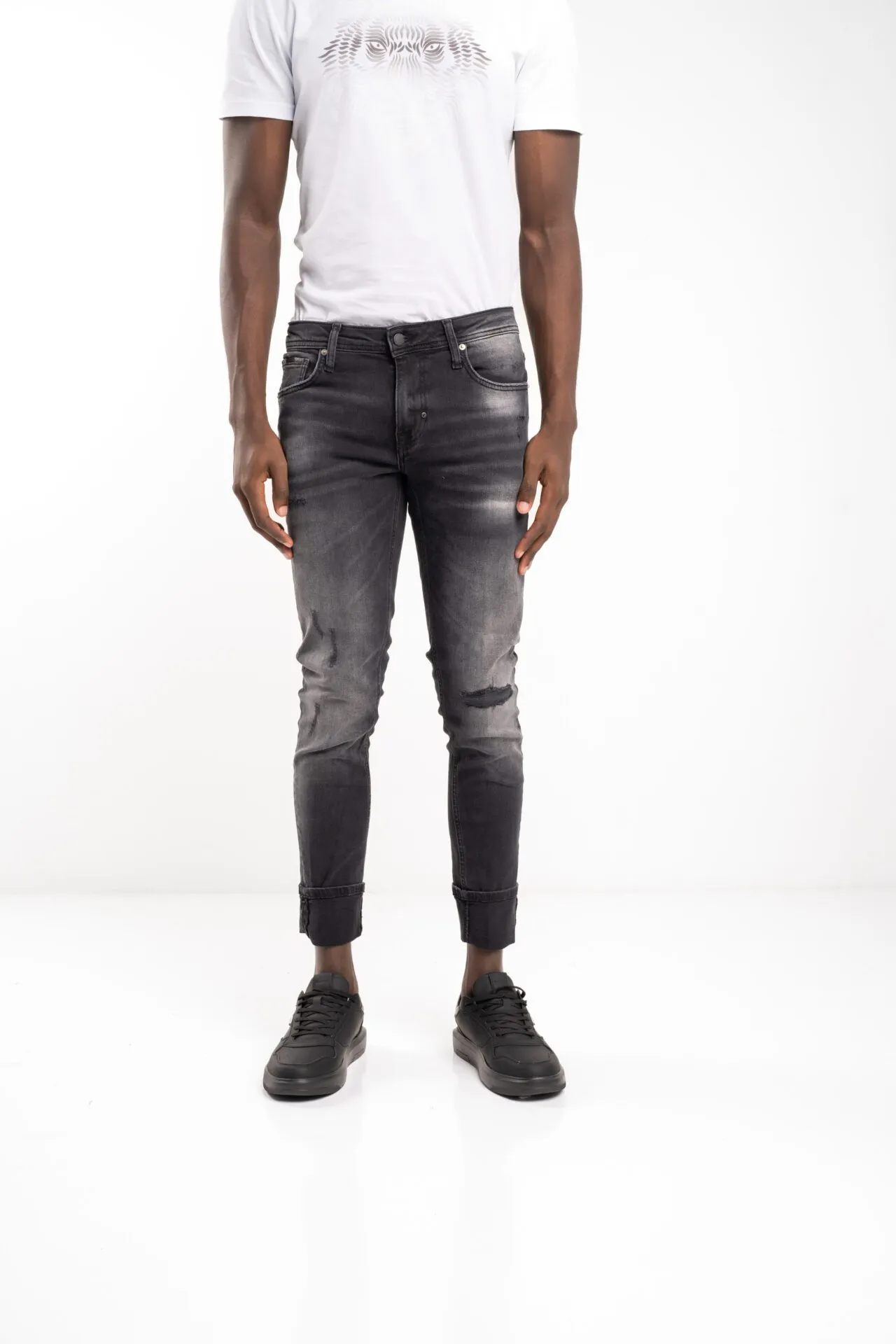 AM Jeans Paul Super Skinny Fit In MMDT00243-FA750329-9000-1-W01717