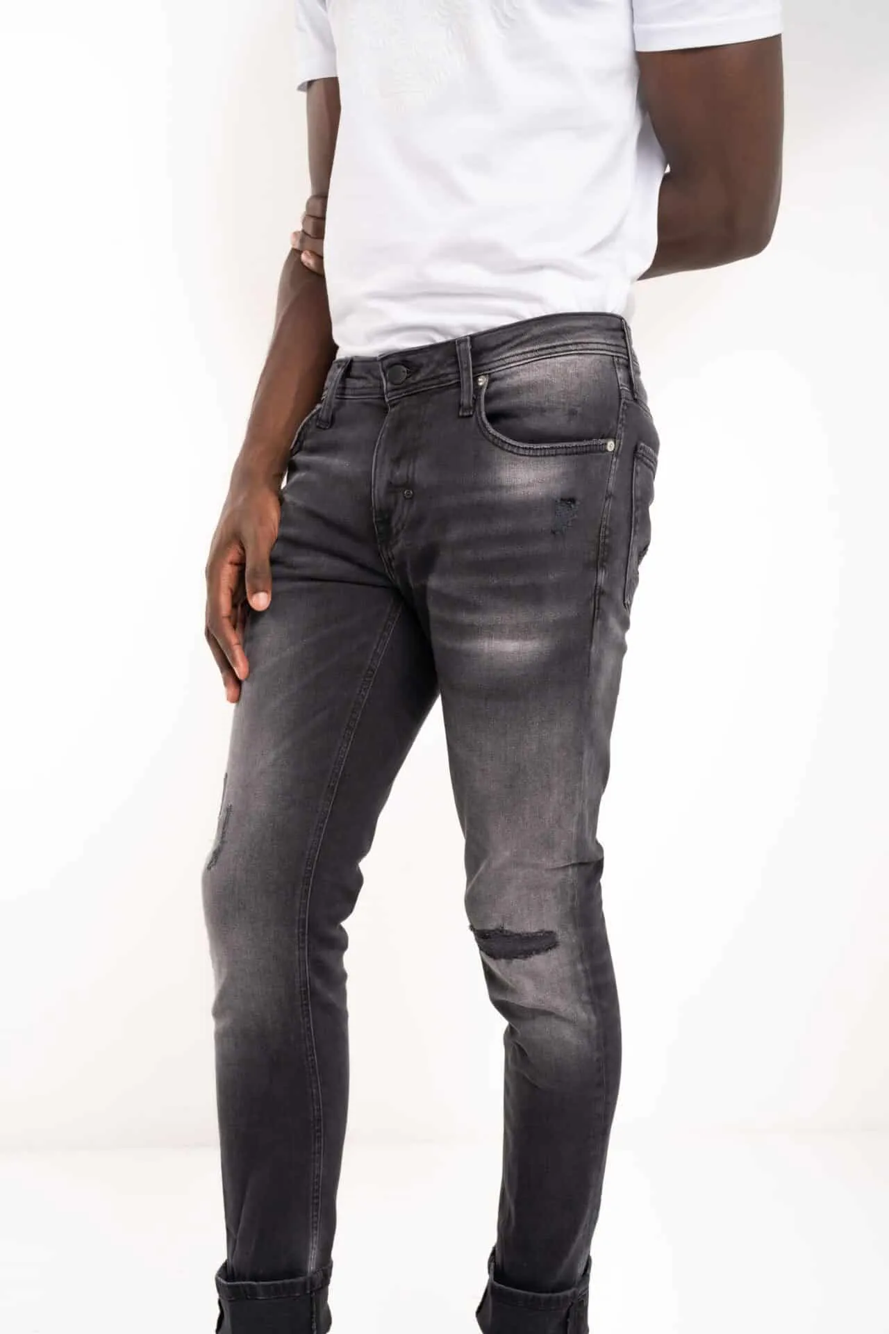 AM Jeans Paul Super Skinny Fit In MMDT00243-FA750329-9000-1-W01717