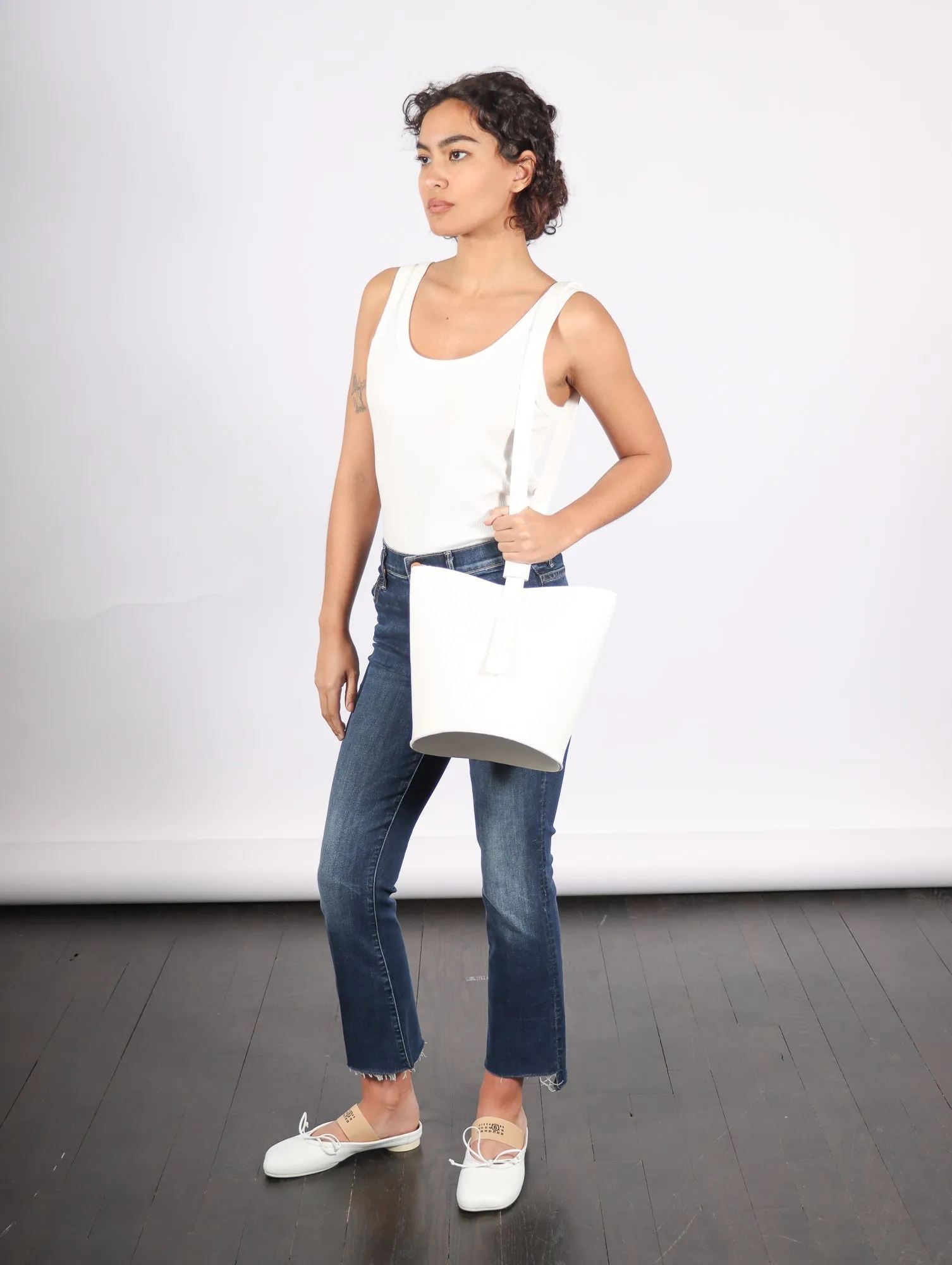 Arrhe Studio Cilindro Shoulder Bag in White by Arrhe Studio