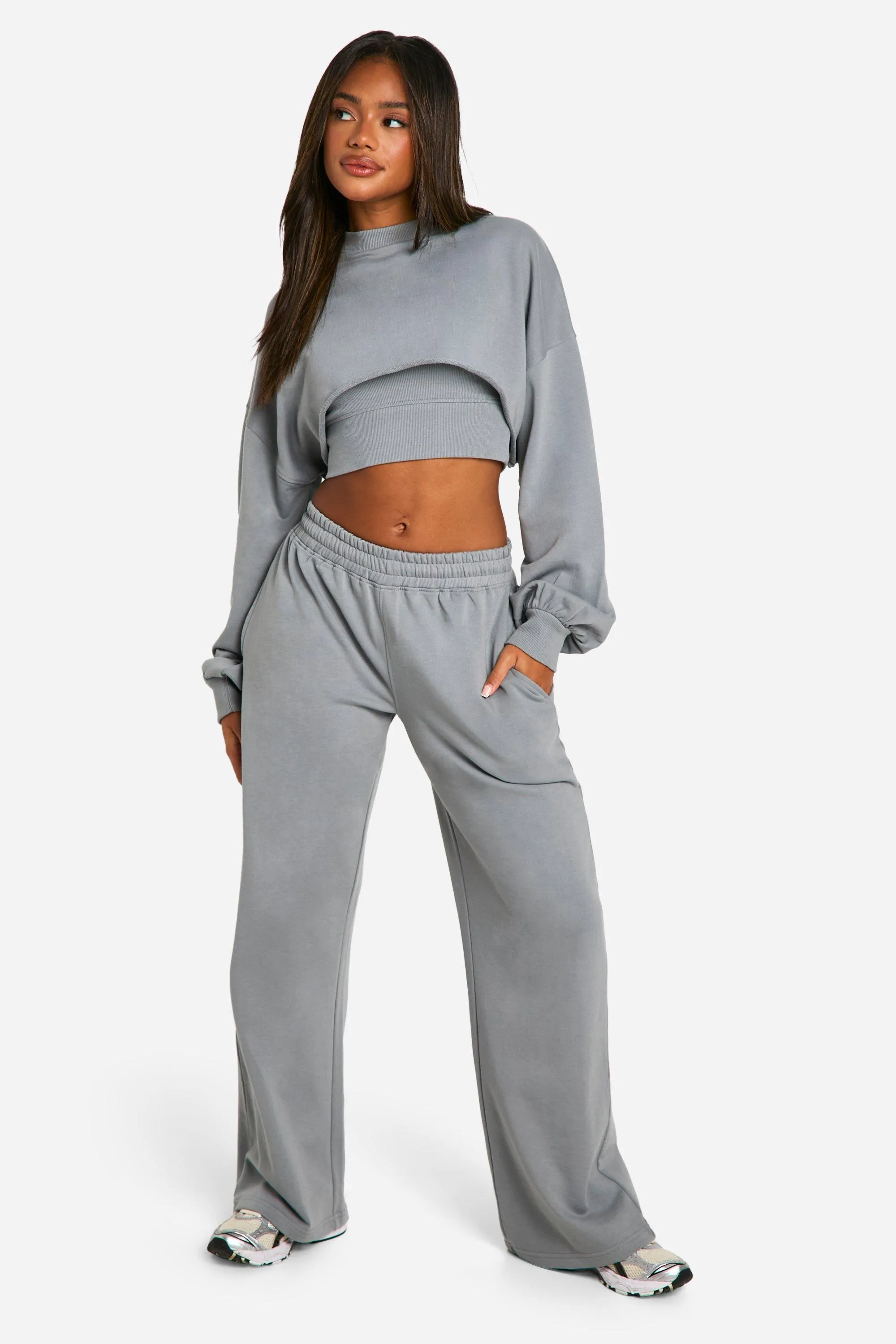 Cropped Sweatshirt And Straight Leg Sweatpant 3 Piece Tracksuit