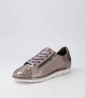 DJANGO & JULIETTE Jexi Pewter Croc Leather Sneakers