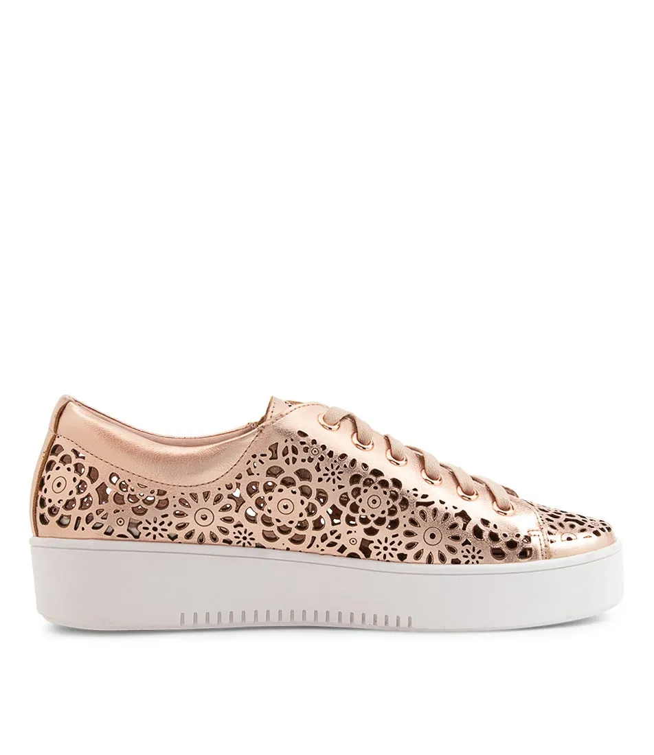 DJANGO & JULIETTE Leitha Pale Gold Leather Sneakers Ws