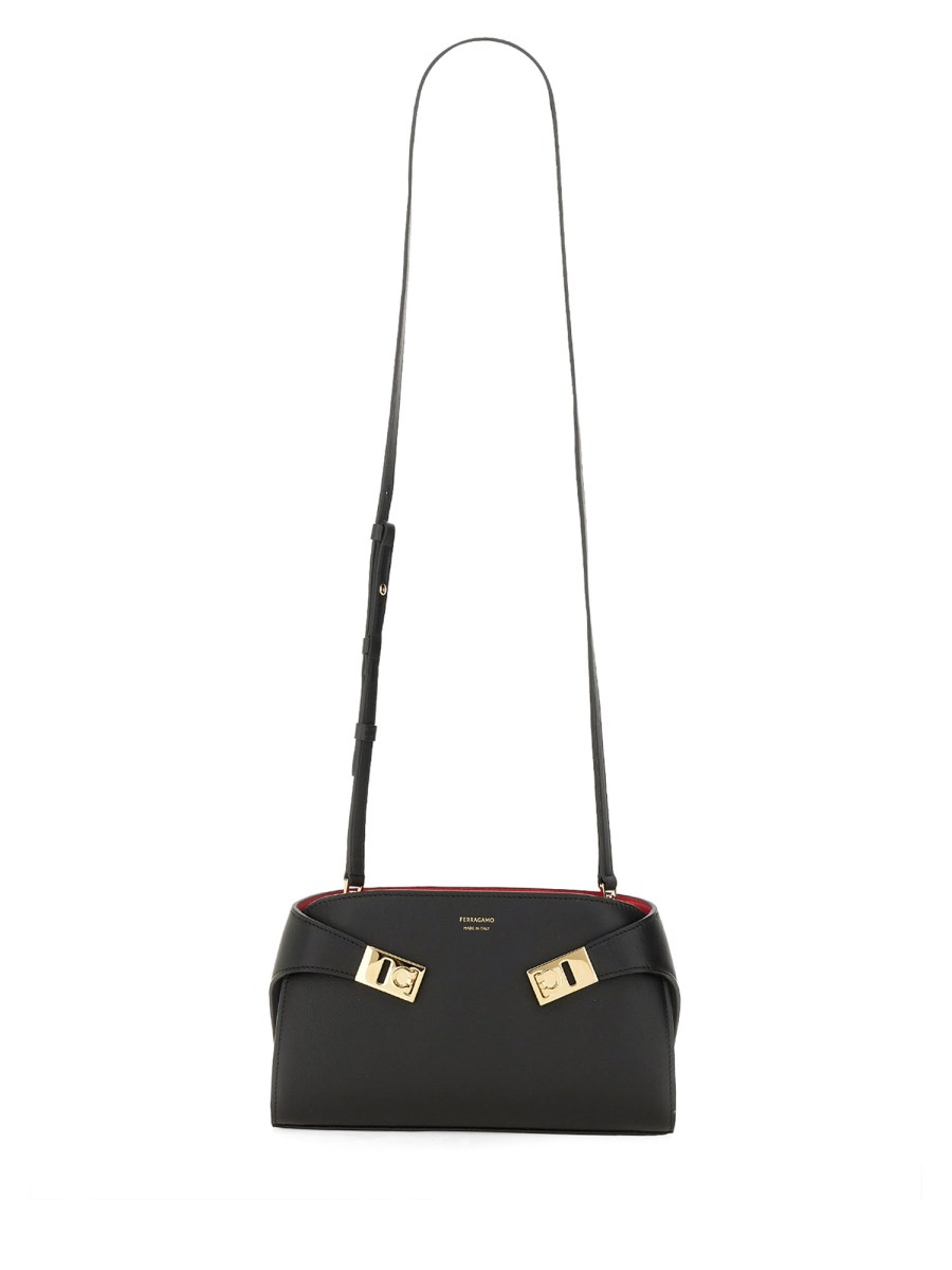 FERRAGAMO    HUG LEATHER SHOULDER BAG