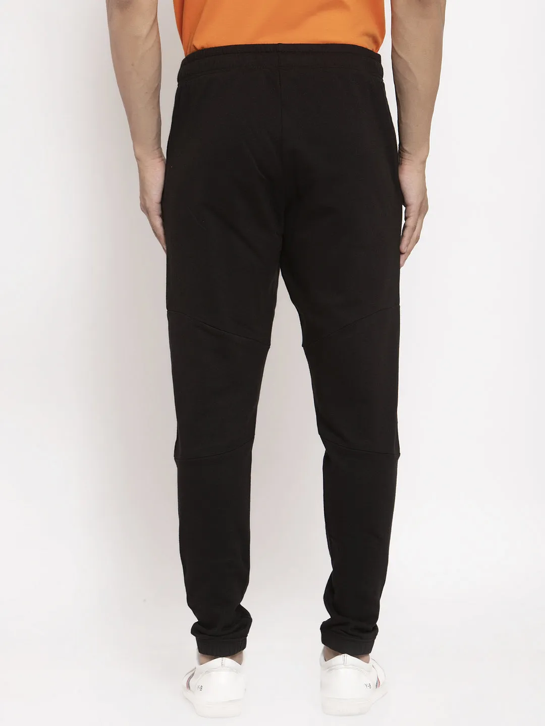 Invincible Men's Crest Joggers