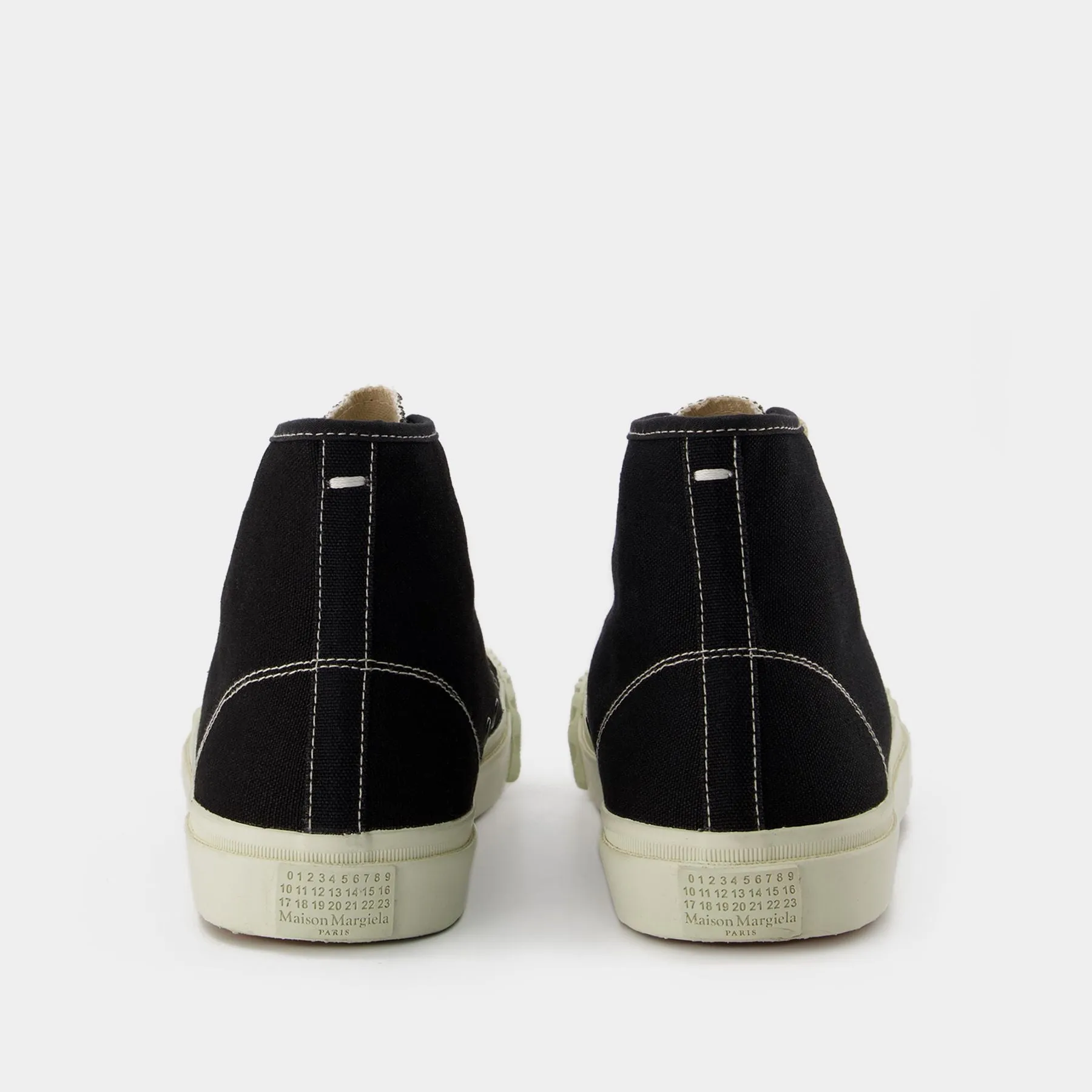 Maison Margiela  Sneakers Tabi High T  in Black and White Leather