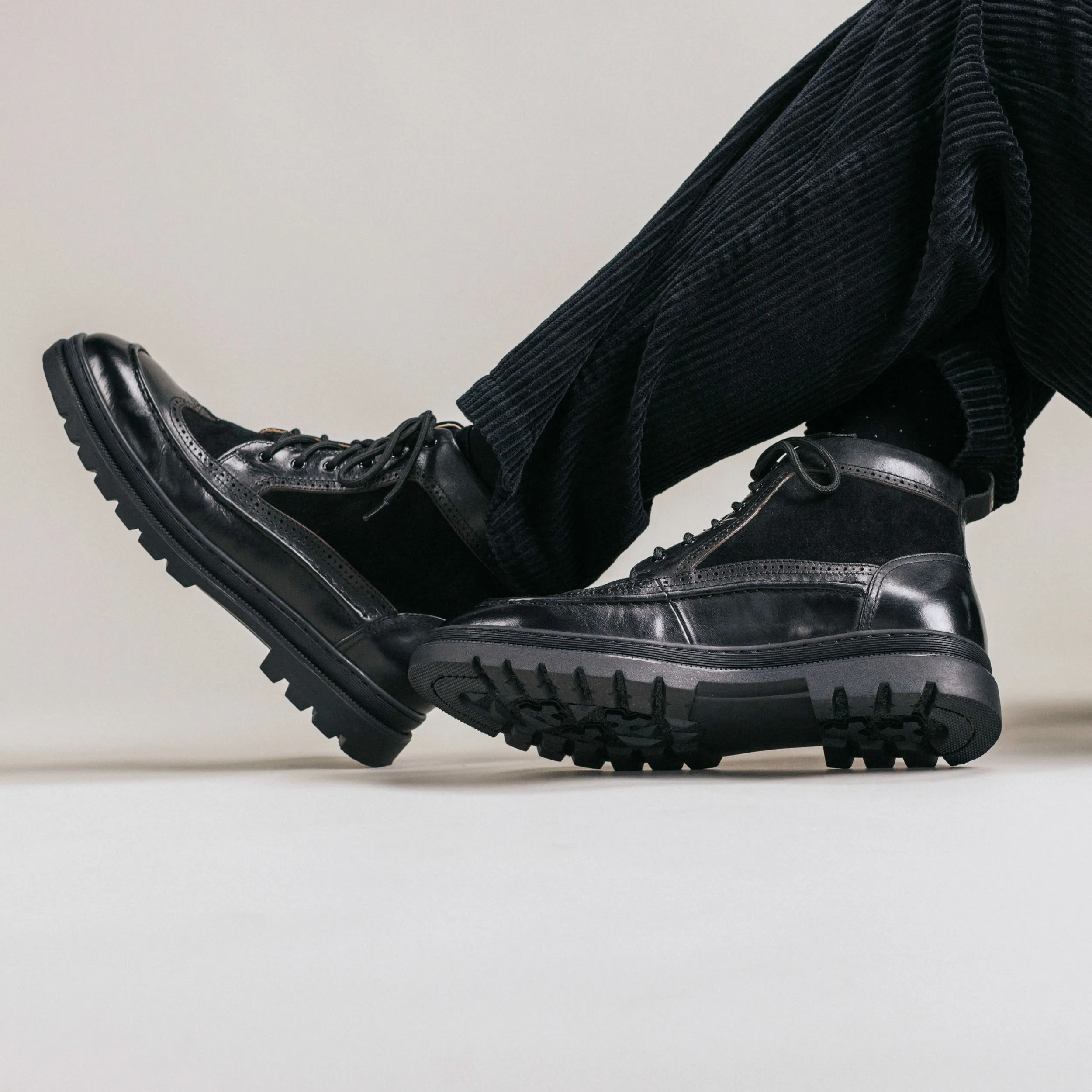 Model 008 Boot In Black (Last Chance, Final Sale)