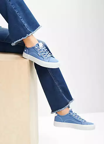 Mustang Retro Lace-Up Trainers | Grattan