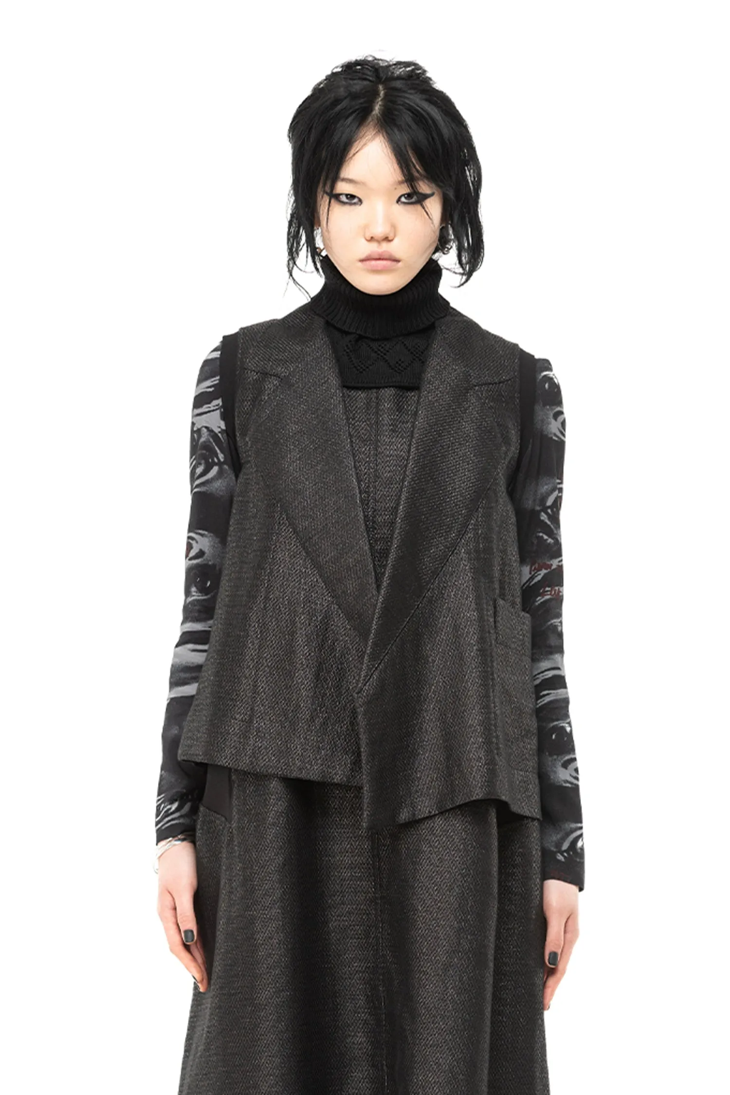 NOM*D   FACADE VEST IN BLACK, W24