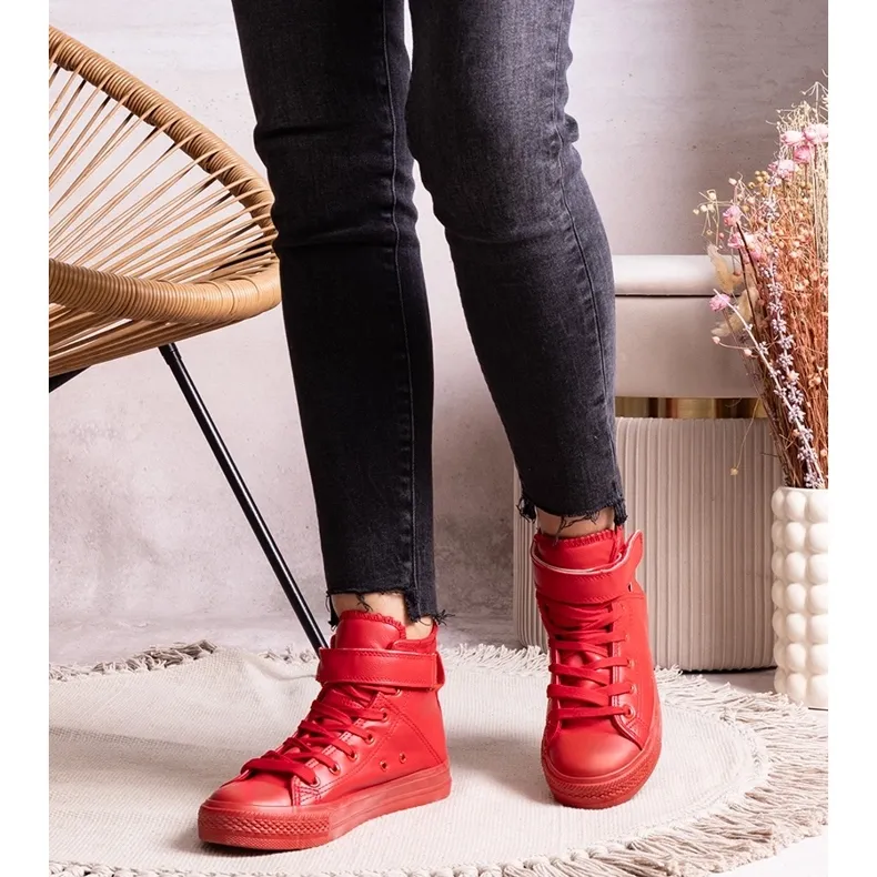 Red high-top sneakers made of eco-leather Bonbonita