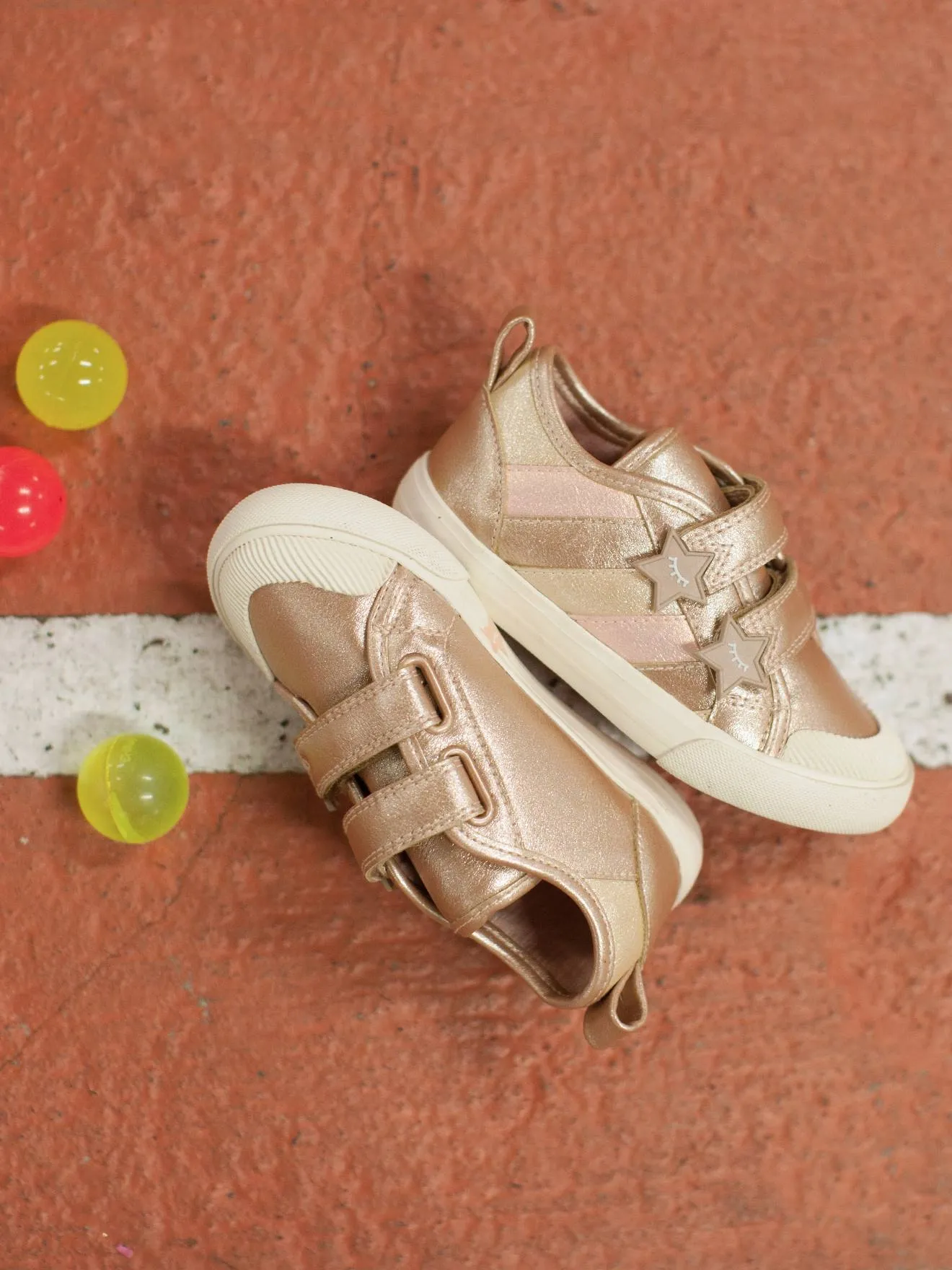 Trainers with Touch Fasteners for Girls, Designed for Autonomy - shimmery light pink