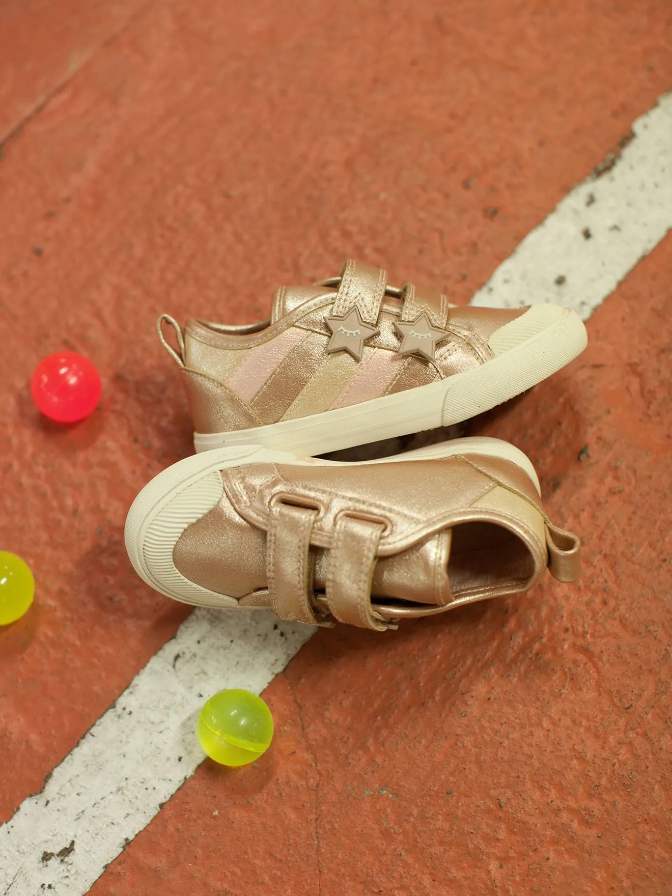 Trainers with Touch Fasteners for Girls, Designed for Autonomy - shimmery light pink