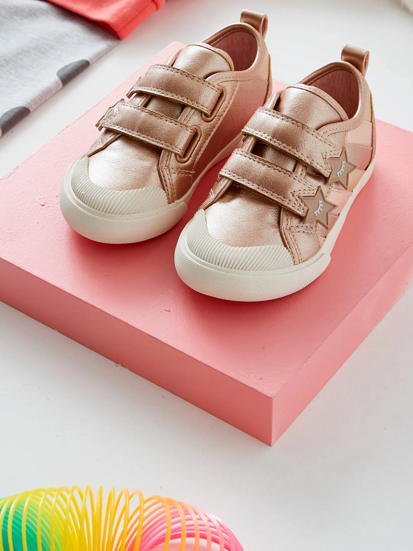 Trainers with Touch Fasteners for Girls, Designed for Autonomy - shimmery light pink