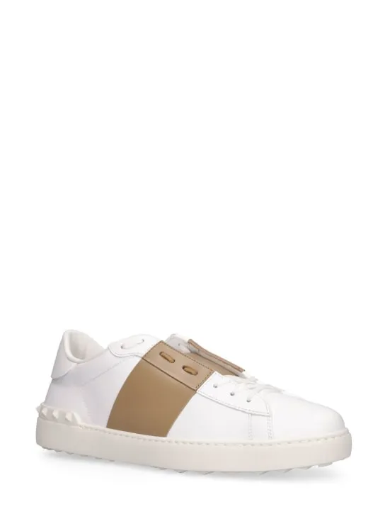 Valentino Garavani   Open leather low top sneakers 