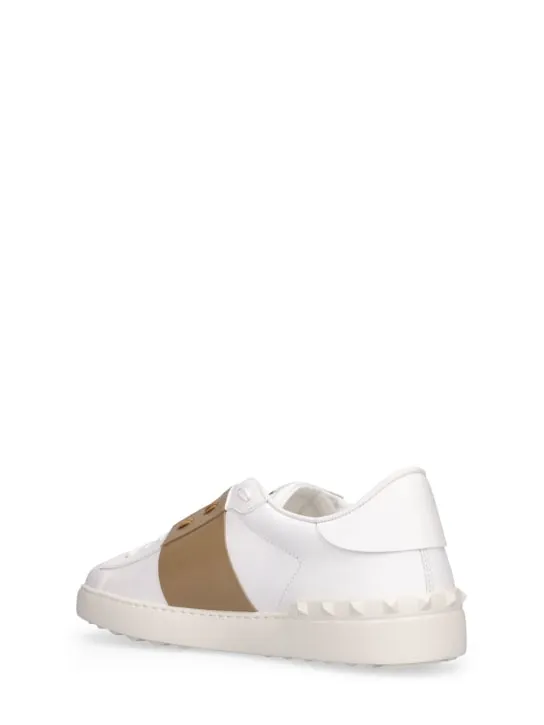 Valentino Garavani   Open leather low top sneakers 