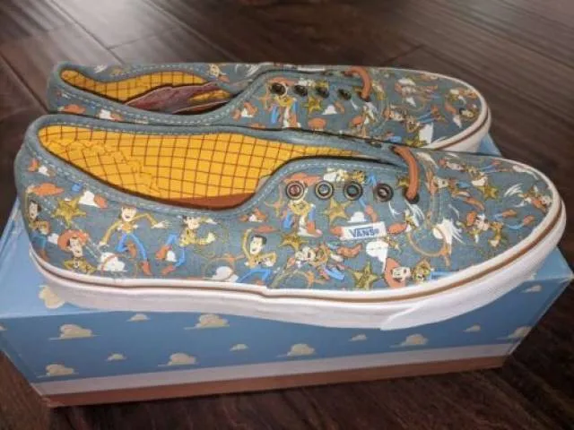 Vans X Disney Toy Story Woody Authentic Denim Vintage NE...